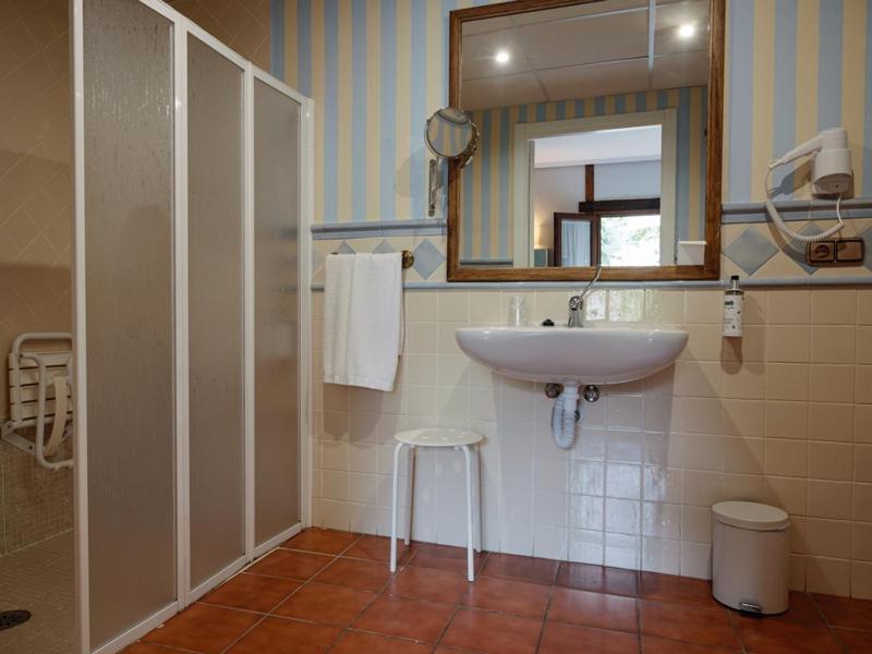 Adapted interior double room guests reduced mobility